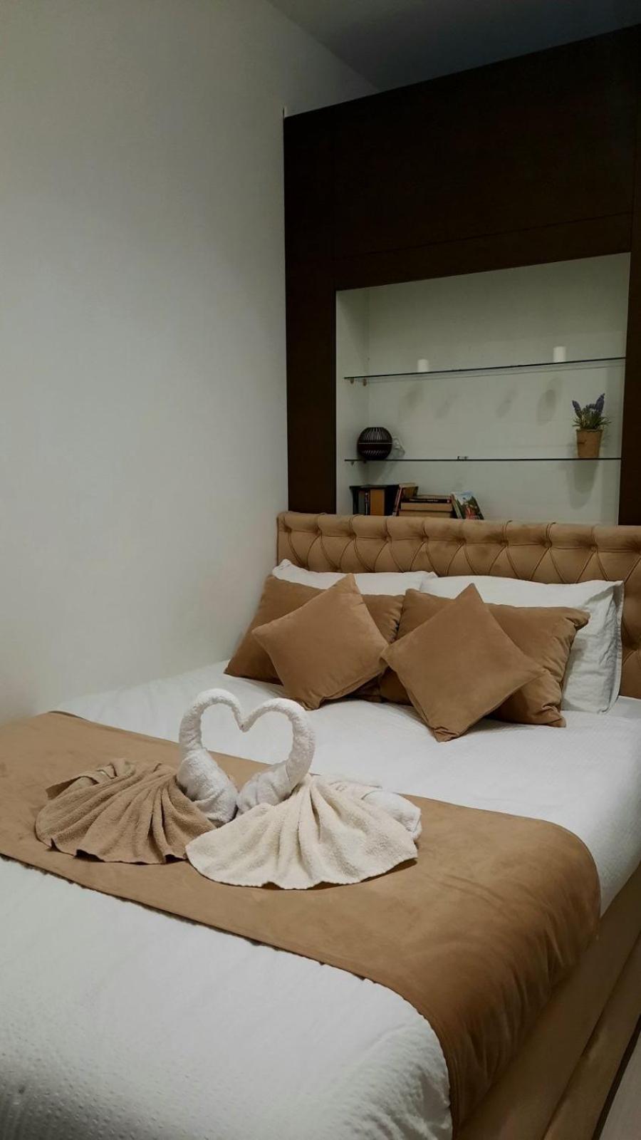 Tim Apartment Sarajevo With Private Parking Buitenkant foto